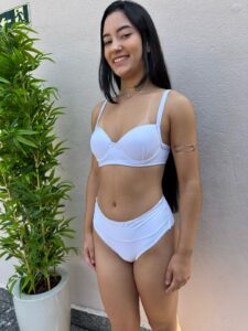 Calcinha alta - Busto regulagem